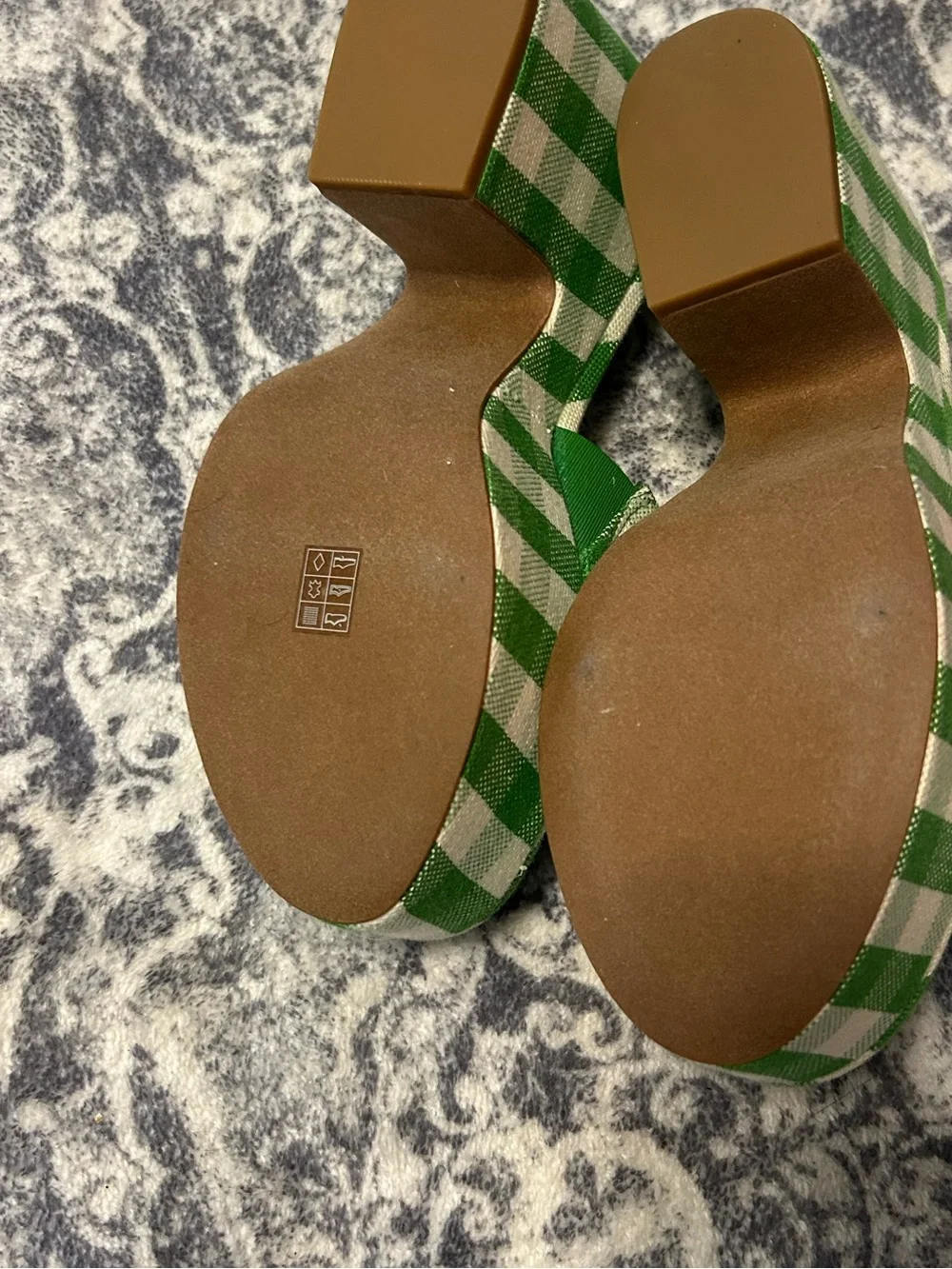 Kate Spade New York Ibiza green/white gingham Platform Sandals